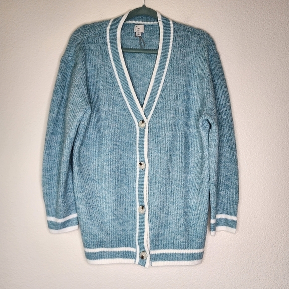 1989 Inspired Light Blue Button Down Cardigan S - Picture 2 of 5